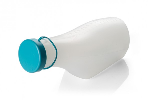 warwicksasco-urinalbottlespans-male-urinal-bottle-with-cap-UM650